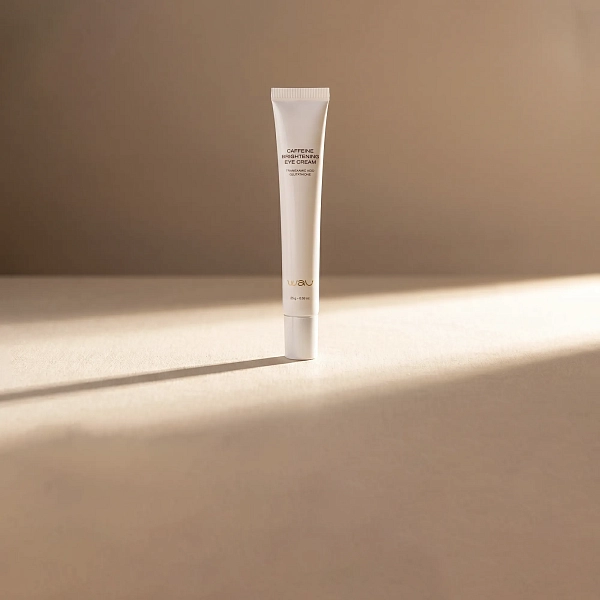 картинка CAFFEINE BRIGHTENING EYE CREAM WAU